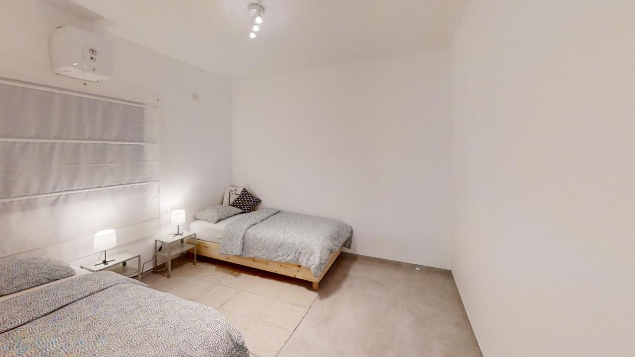 Luxury 3&4 Bedroom New Apartments - Close To The Beach & Bahai Gardens ไฮฟา ภายนอก รูปภาพ