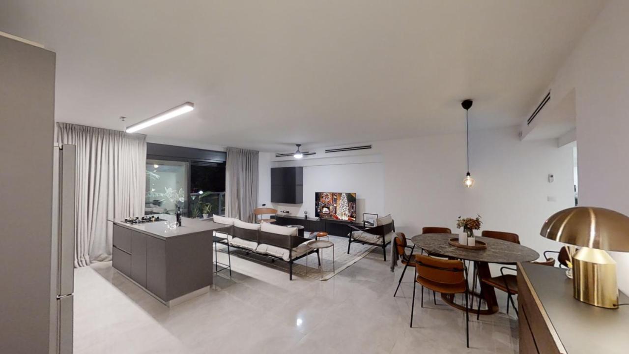 Luxury 3&4 Bedroom New Apartments - Close To The Beach & Bahai Gardens ไฮฟา ภายนอก รูปภาพ